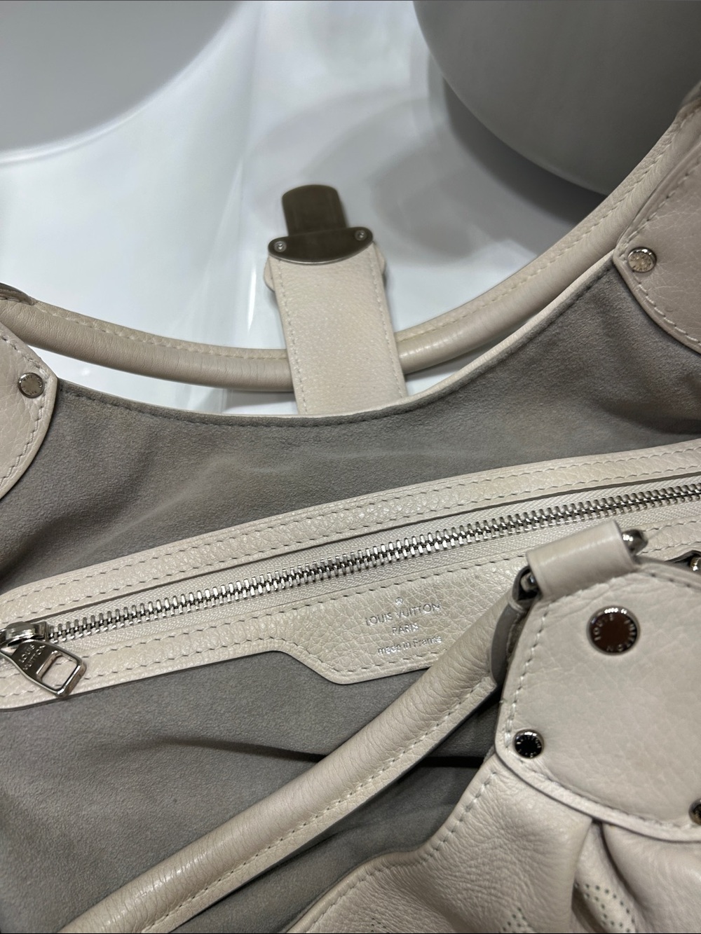 Louis Vuitton Perforated Cream Leather Shoulder Bag with Silver Hardware - Picture 12 of 16
